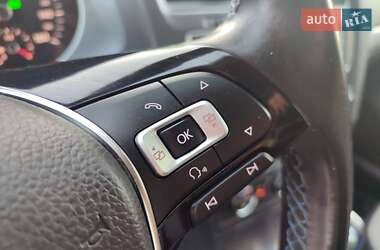 Хэтчбек Volkswagen e-Golf 2015 в 