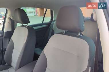 Хэтчбек Volkswagen e-Golf 2015 в 