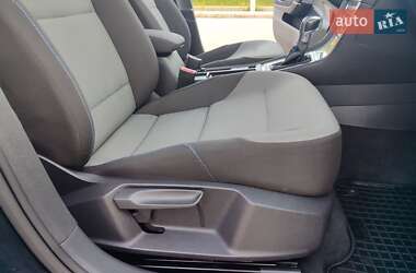 Хэтчбек Volkswagen e-Golf 2015 в 