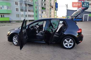 Хэтчбек Volkswagen e-Golf 2015 в 