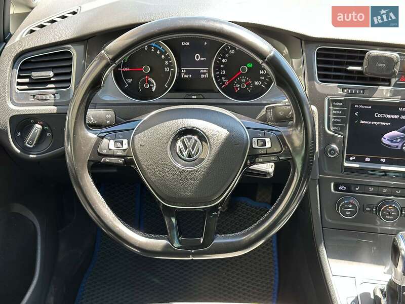 Хэтчбек Volkswagen e-Golf 2015 в Одессе фото 15 Хэтчбек Volkswagen e-Golf 2015 в Одессе