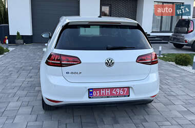 Хэтчбек Volkswagen e-Golf 2015 в 