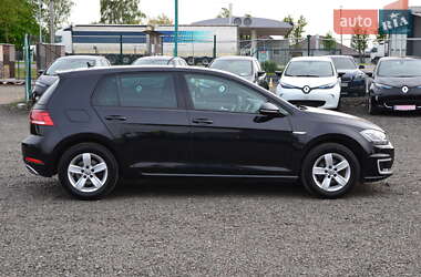 Хетчбек Volkswagen e-Golf 2018 в 