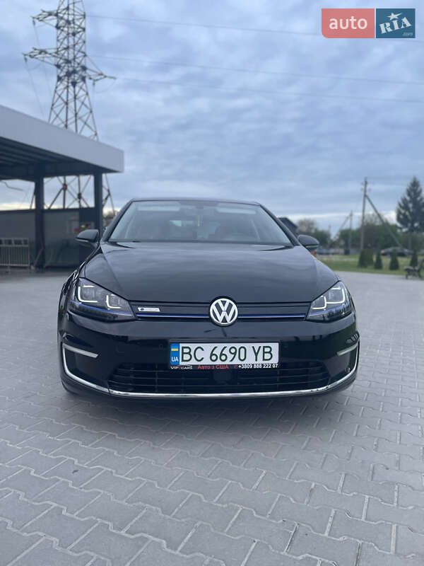 Хэтчбек Volkswagen e-Golf 2014 в 
