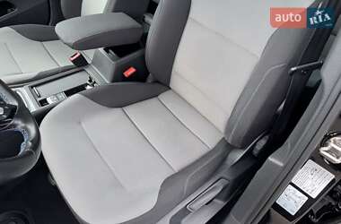 Хетчбек Volkswagen e-Golf 2015 в 