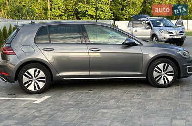 Хетчбек Volkswagen e-Golf 2019 в 