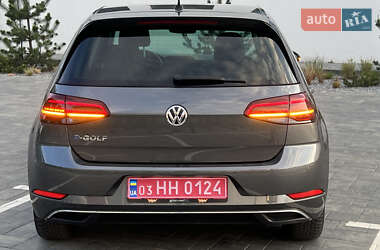 Хетчбек Volkswagen e-Golf 2019 в 