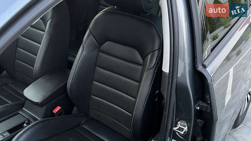 Хэтчбек Volkswagen e-Golf 2019 в Луцке
