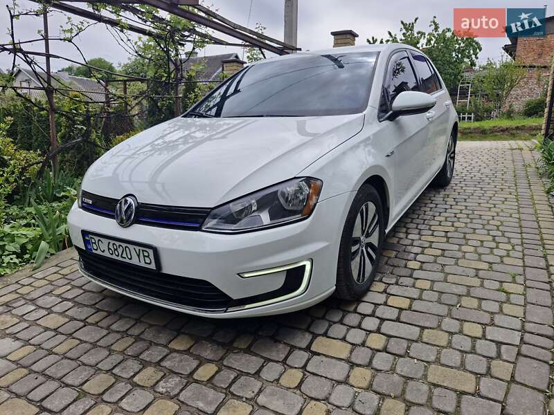Volkswagen e-Golf 2016