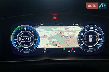 Хетчбек Volkswagen e-Golf 2019 в 