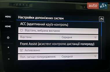 Хетчбек Volkswagen e-Golf 2019 в 