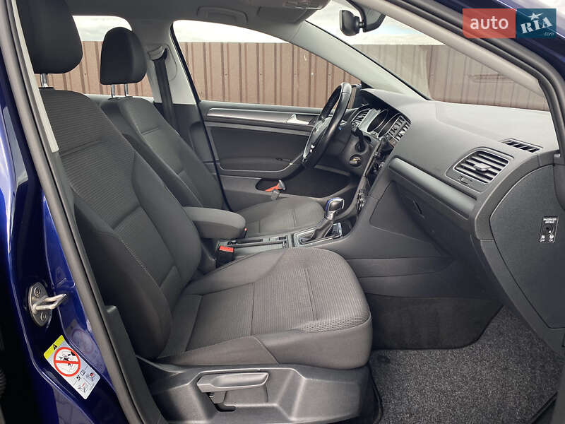 Хетчбек Volkswagen e-Golf 2019 в Вінниці