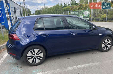 Хэтчбек Volkswagen e-Golf 2017 в 