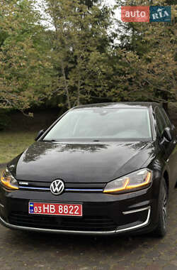 Хетчбек Volkswagen e-Golf 2017 в Львові