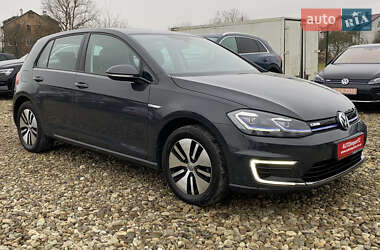 Хэтчбек Volkswagen e-Golf 2020 в 