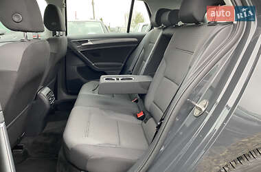 Хэтчбек Volkswagen e-Golf 2020 в 