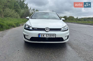 Хетчбек Volkswagen e-Golf 2017 в Львові