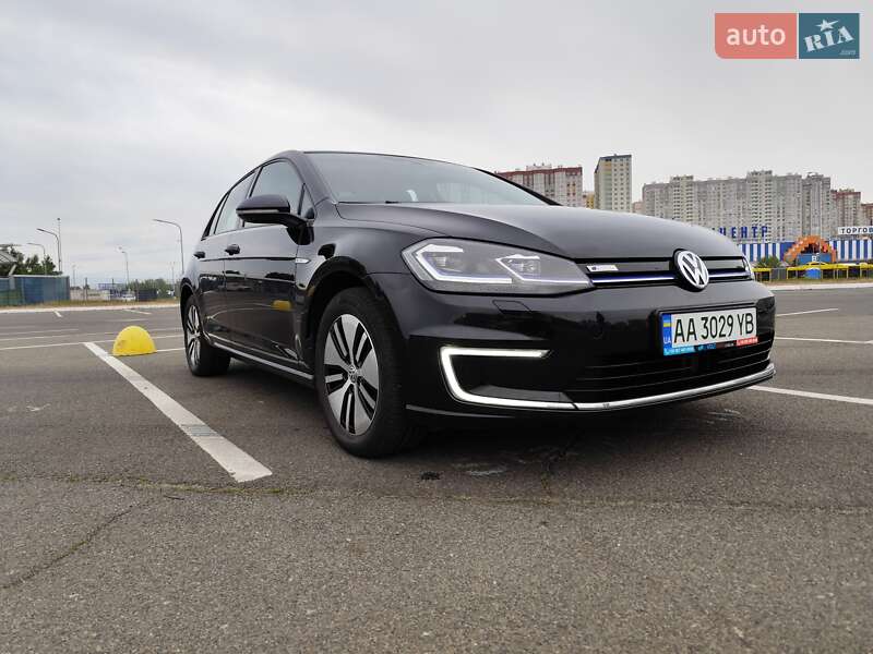 Volkswagen e-Golf 2017