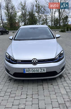 Хетчбек Volkswagen e-Golf 2019 в 