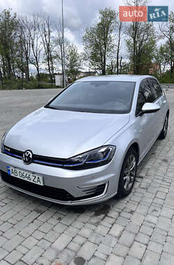 Хетчбек Volkswagen e-Golf 2019 в 