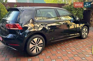 Хэтчбек Volkswagen e-Golf 2017 в 