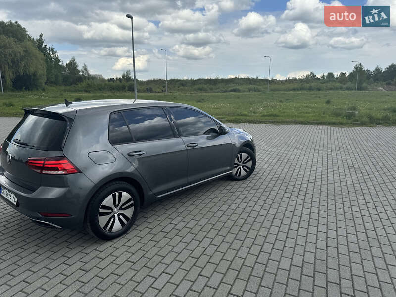 Хэтчбек Volkswagen e-Golf 2019 в Львове