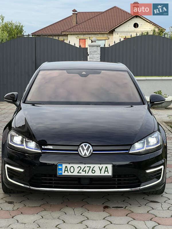 Хетчбек Volkswagen e-Golf 2020 в Ужгороді