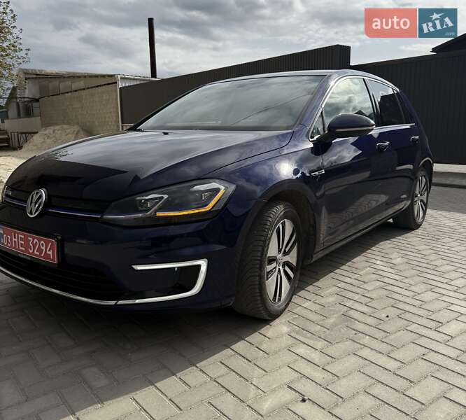 Хэтчбек Volkswagen e-Golf 2018 в Тернополе