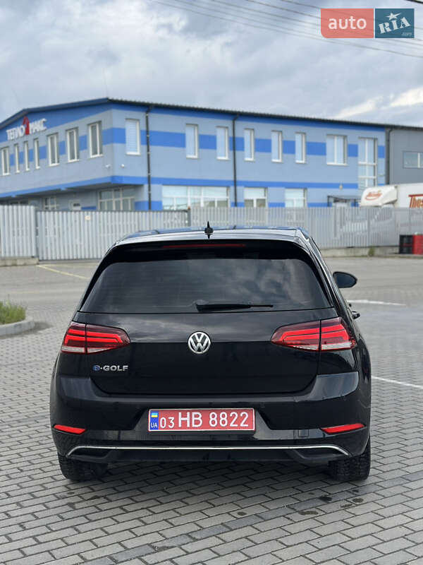 Хэтчбек Volkswagen e-Golf 2017 в Львове