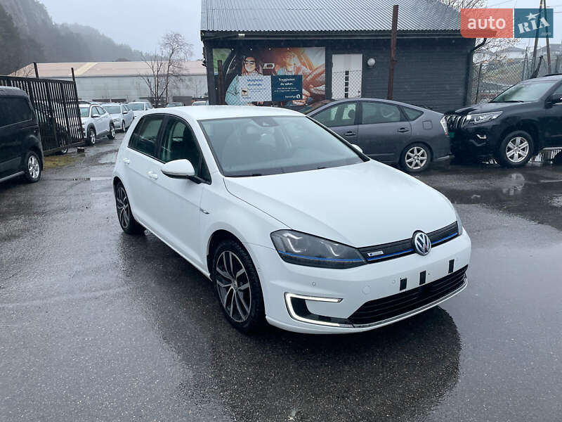 Volkswagen e-Golf 2014