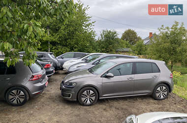 Хетчбек Volkswagen e-Golf 2016 в Чернівцях