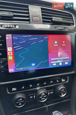 Хетчбек Volkswagen e-Golf 2019 в 