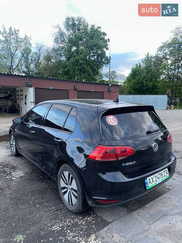 Хэтчбек Volkswagen e-Golf 2016 в Харькове