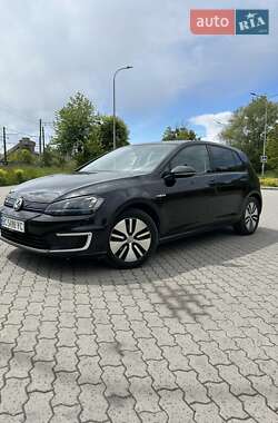 Хетчбек Volkswagen e-Golf 2015 в Львові