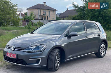 Хетчбек Volkswagen e-Golf 2019 в Києві
