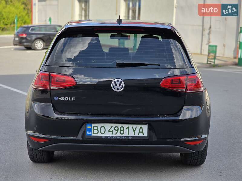 Хетчбек Volkswagen e-Golf 2015 в Тернополі