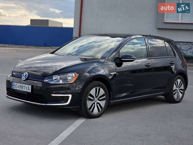 Хетчбек Volkswagen e-Golf 2015 в Тернополі