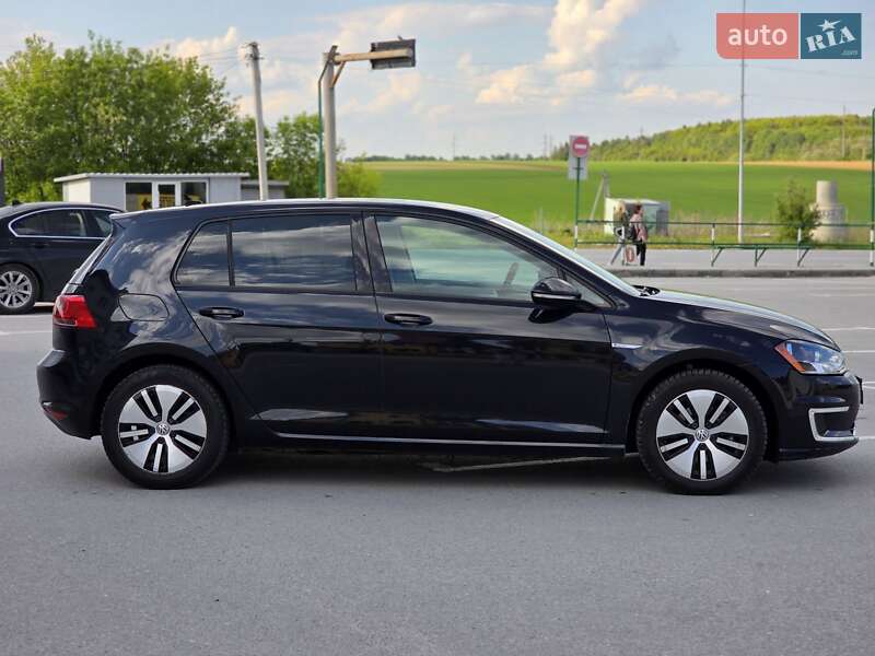 Хетчбек Volkswagen e-Golf 2015 в Тернополі