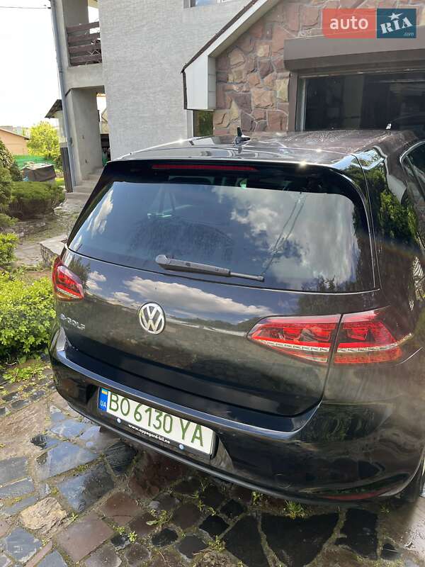 Хетчбек Volkswagen e-Golf 2015 в Тернополі