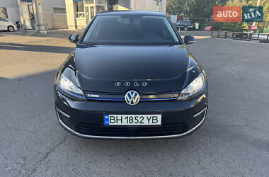 Хетчбек Volkswagen e-Golf 2015 в Одесі