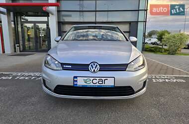 Хетчбек Volkswagen e-Golf 2016 в 