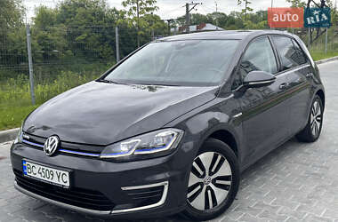 Хэтчбек Volkswagen e-Golf 2018 в Львове