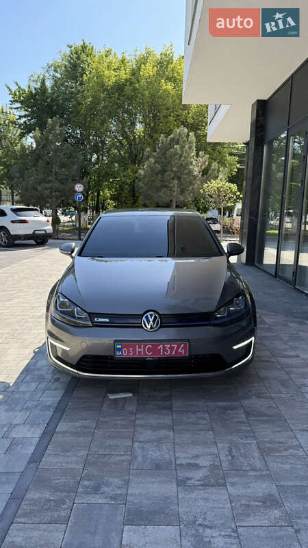 Хетчбек Volkswagen e-Golf 2014 в Ужгороді