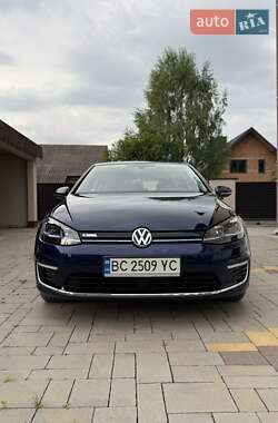 Хэтчбек Volkswagen e-Golf 2020 в 