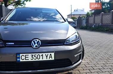 Хэтчбек Volkswagen e-Golf 2016 в 