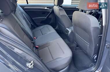Хэтчбек Volkswagen e-Golf 2020 в 