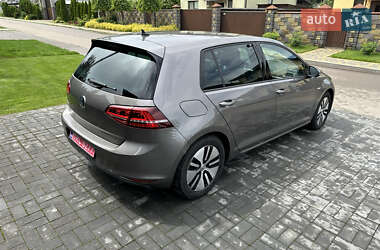 Хэтчбек Volkswagen e-Golf 2015 в 
