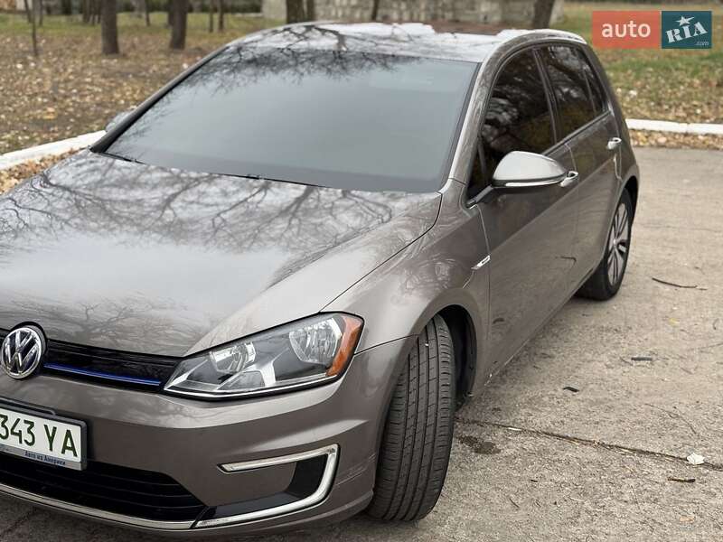 Volkswagen e-Golf