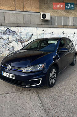 Хэтчбек Volkswagen e-Golf 2016 в Запорожье