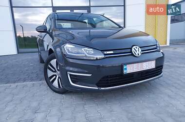 Хэтчбек Volkswagen e-Golf 2020 в Львове
